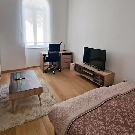 Chika Urban * Риека