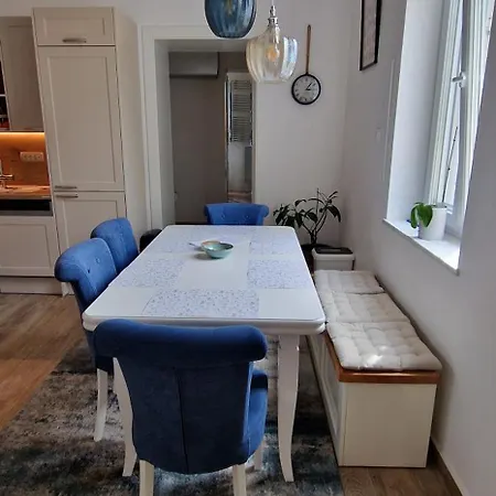 Chika Urban Apartman Rijeka