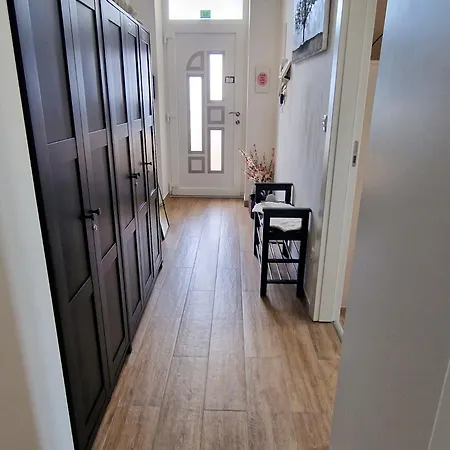 Chika Urban Apartament *