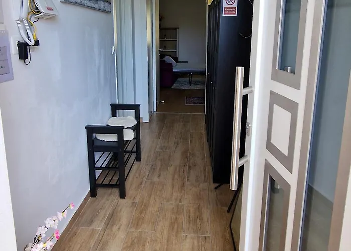 Chika Urban Apartman